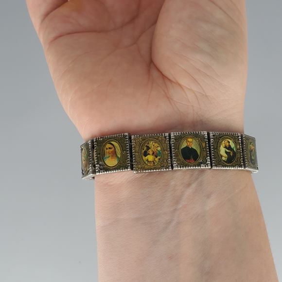 Religious Saints Stretch Bracelet and Jor Bird Earrings - Picture 7 of 8